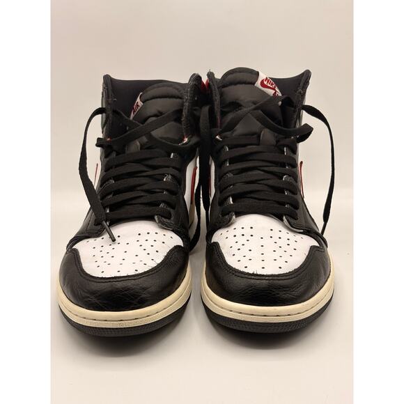 NIKE AIR JORDAN 1 Retro High OG Black Gym Red Sz 11.5 main image 12